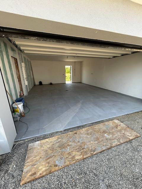 Entreprise de carrelage pour une pose de carreaux dans une maison neuve à Strasbourg dans le Bas Rhin